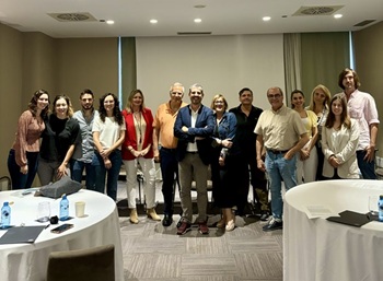 HABLAR CON EL PÚBLICO - SANOFI